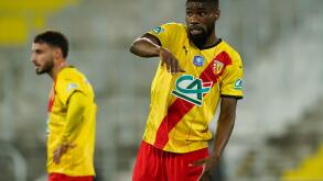 LENS, FRANCE - JANUARY 4: Kevin Danso of RC Lens gestures during the French Cup match between Racing Club de Lens and LOSC Lille at Stade Bollaert-Delelis on January 4, 2022 in Lens, France (Photo by Jeroen Meuwsen/Orange Pictures)