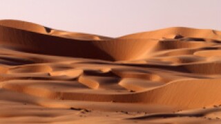 Abu_Dhabi_Dunes_28March2017_Fotolia_230x150