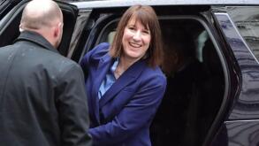 London, United Kingdom. 28th Jan, 2025. Rachel Reeves MP, Chancellor of the Exchequer arrives for the Cabinet Meeting at No 10 Downing Street. Credit: Uwe Deffner/Alamy Live News