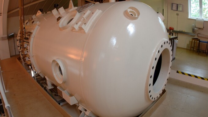 recompression chamber at DDRC PLymouth UK