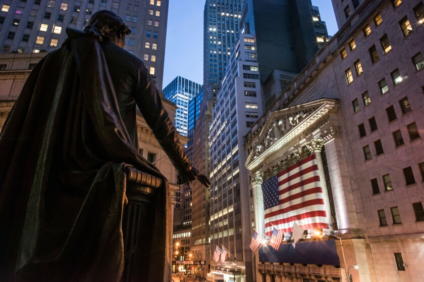 Statue of George Washington , New York Stock Exchange, Wall Street New York 