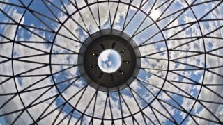 Glass_Ceiling_8Mar21_Alamy_575