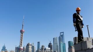 China Shanghai construction property worker_alamy_12Apr22