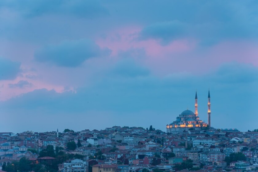Istanbul from Alamy 17Jul25 575x375.jpg