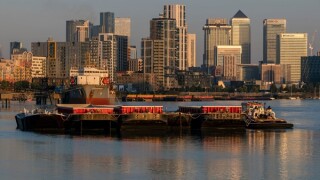 canarywharf-alamy-061025.jpg