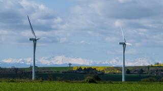 Following the bad weather that took place last week between Aude and Haute-Garonne counties, a wind turbine blade was torn apart by the wind on April 2. Located between the municipalities of Saint-Felix-Lauragais, Roumens and Montegut-Lauragais (France),