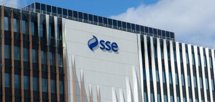 SSE plc logo on the side of their Reading offices.