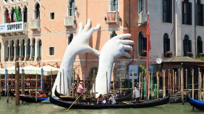 Art Biennale Venice 2017. Exhibition SUPPORT by Lorenzo Quinn.
