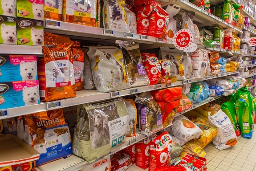 Carrefour pet food packaging from Alamy 3Mar22 575x375