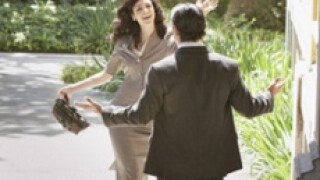 Welcome Return Hug Fotolia 230 x 150