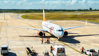 Gol, airline, Montevideo, airport, Uruguay, Brazil, LatAm, plane, 575