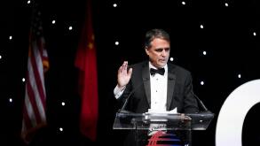 200109 -- NEW YORK, Jan. 9, 2020 -- Michael Roberts, president & CEO of HSBC USA, delivers a remark during the 15th anniversary and Chinese Lunar New Year gala of China General Chamber of Commerce-U.S.A. in New York, the United States, Jan. 8, 2020.  U.S.