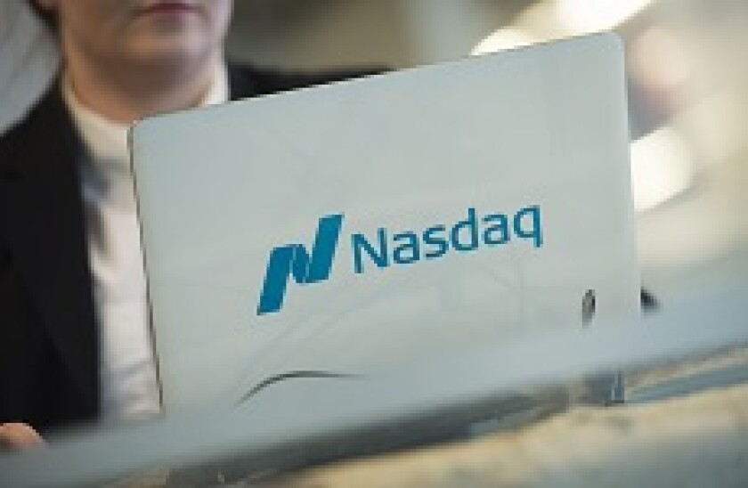 Nasdaq laptop 230x150 PA