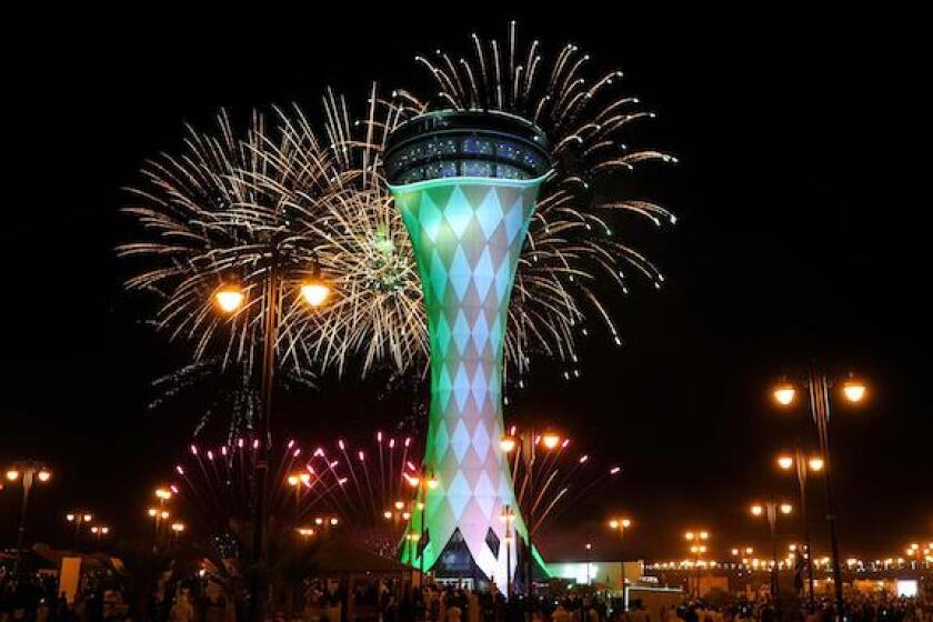 Saudis, National Day, fireworks, Riyadh, Saudi Arabia, EM, Alamy, 575