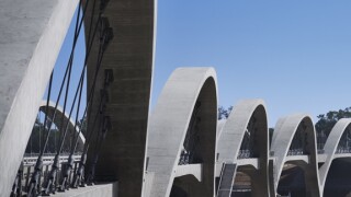 Skanska media gallery 6th St bridge Los Angeles 25Sep25 575x375.jpg