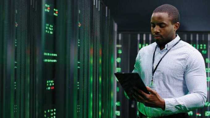 Financing Green Data Centres.jpg