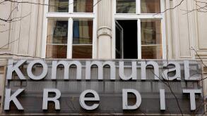 ** FILE ** Exterior view of the Kommunalkredit bank in Vienna, Austria, on Nov. 4, 2008. (AP Photo/Ronald Zak)