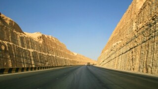 riyadh-road.jpg