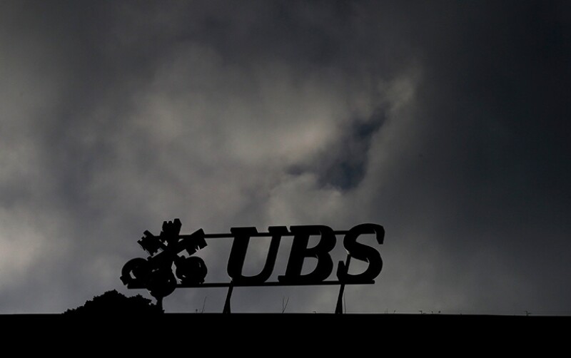 UBS-storm-clouds-R-780.jpg