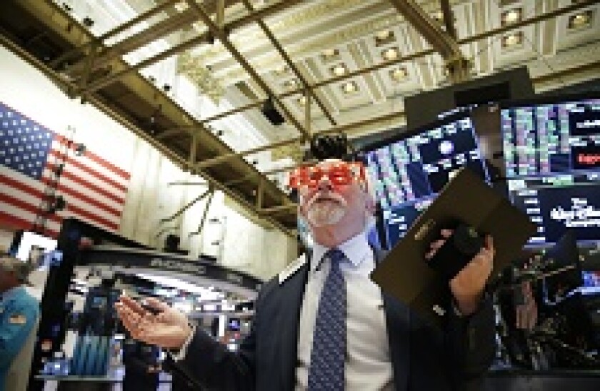 stock_trader_NYSE_PA_230x150_Jan2_2020.jpg