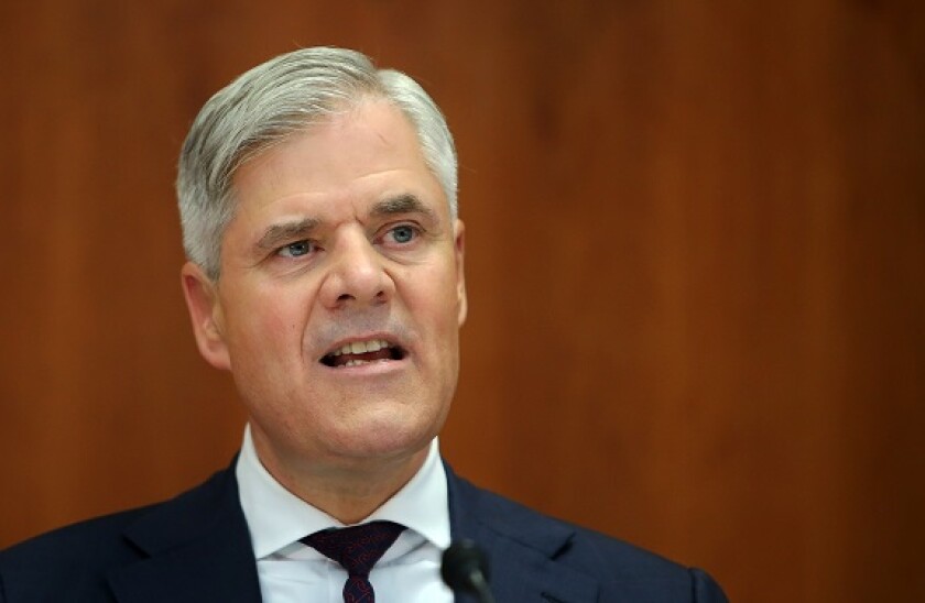 Dombret_PA_575x375_16June2020