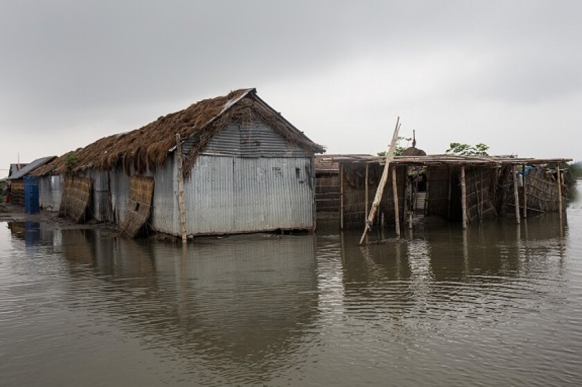 Bangladesh flood climate from Alamy 10Nov21 575x375