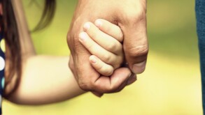 parent_as95056918.jpg