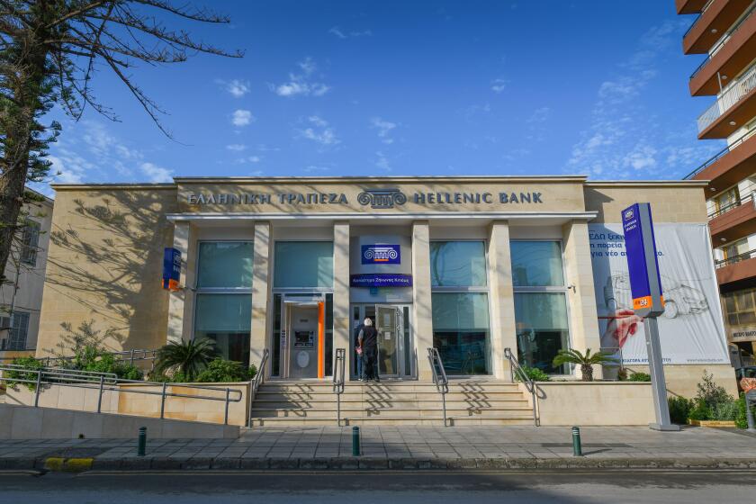 Hellenic Bank, Larnaka, Republik Zypern