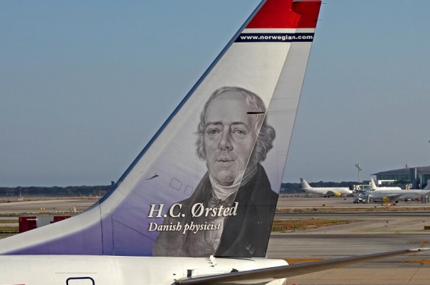 Orsted physicist on plane from Alamy 7Jun22 575x375