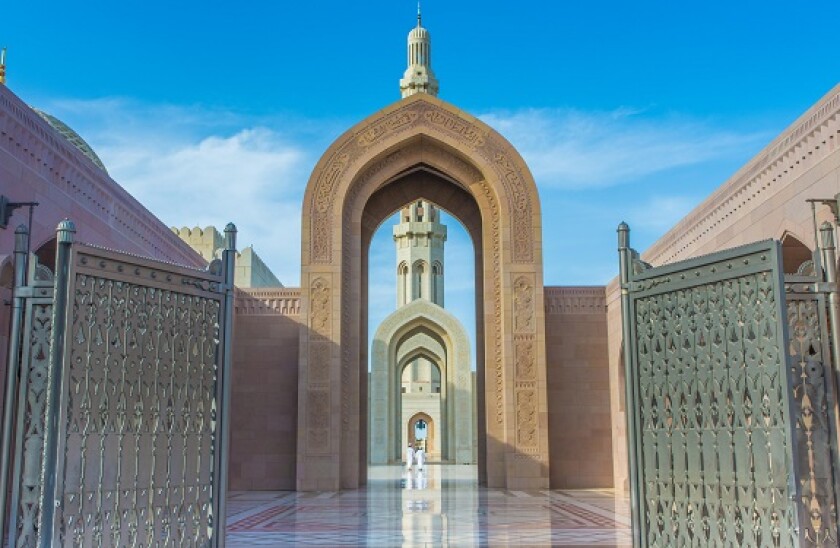 Alamy_Oman_mosque_575x375_08June2021