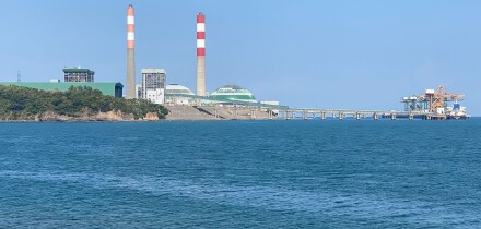 Dinginin coal power station Philippines from Alamy 15Oct25 575x375.jpg