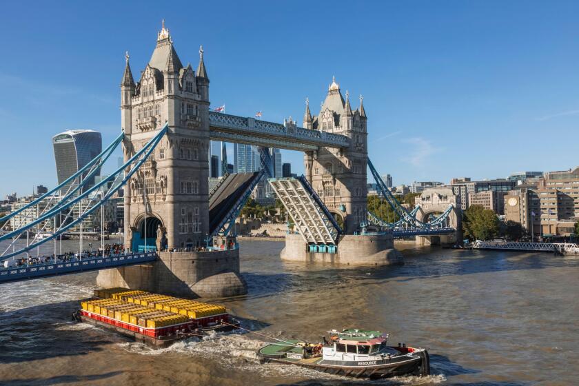 England, London, Tower Bridge