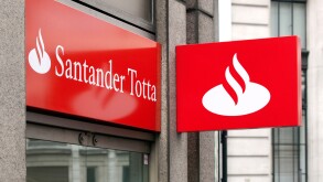 Logo of the Santander Totta Bank in London, England, United Kingdom, Europe