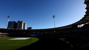 Brisbane, Australia. 02nd Dec, 2025. Usman Khawaja during an Australian Cricket Team training session at The Gabba, in Brisbane, Tuesday, December 2, 2025. (AAP Image/Jason O'Brien) NO ARCHIVING, EDITORIAL USE ONLY Credit: Australian Associated Press/Alam