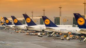 Lufthansa planes at Frankfurt international airport, Frankfurt, Hesse, Germany