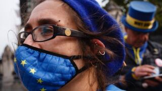 EU_facemask_20Oct20_PA_575x375