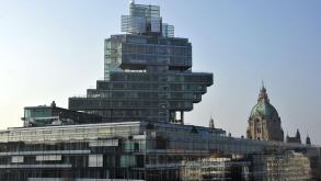 Regional bank NordLB headquarters are seen in Hanover, Germany, 17 November 2011. NordLB faces the ratings downgrade by rating agency Moody's relaxedly. Moody's has downgraded most of Germany's regional banks. Photo: JOCHEN LUEBKE