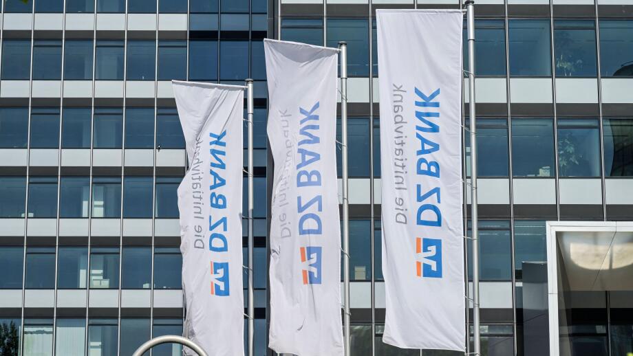 Hochhaus DZ Bank, Cityhaus I, Mainzer LandstraBe, Platz der Republik, Frankfurt am Main, Hessen, Deutschland *** DZ Bank high-rise building, Cityhaus I, Mainzer Landstrasse, Platz der Republik, Frankfurt am Main, Hesse, Germany