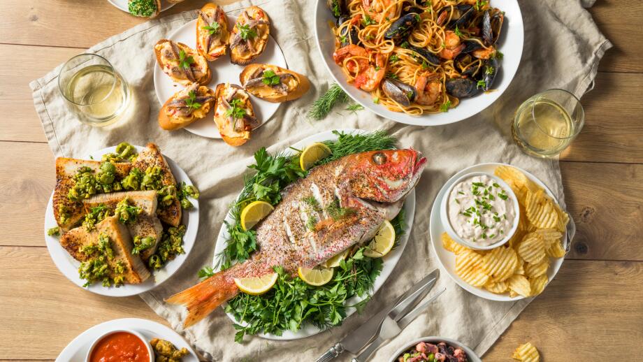 Feast_alamy_5Apr23