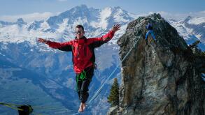 During the winter festislack, an event of tightrope walkers in the ski resort Les Arcs in the French Alps, hundreds of tightrope walkers have a rendez