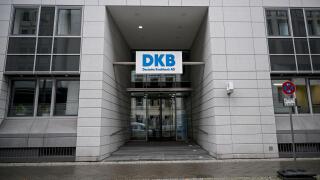 Berlin, Germany. 04th Nov, 2022. Branch of DKB Bank in Berlin. Incorrect bookings have occurred in current accounts of Deutsche Kreditbank. The reason was a technical malfunction, said a company spokesman. (to dpa: DKB: Incorrect bookings in current accou