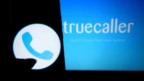 India. 17th Aug, 2019. In this photo illustration a popular calling application Truecaller logo seen displayed on a smartphone. Credit: Avishek Das/SOPA Images/ZUMA Wire/Alamy Live News