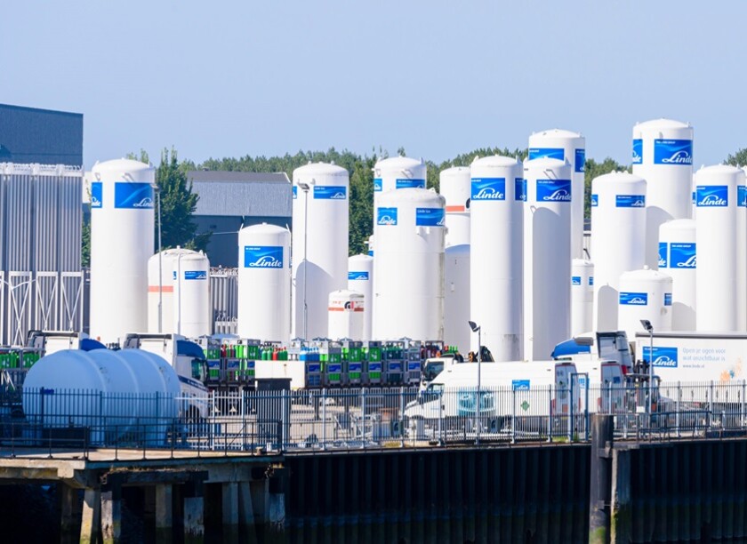 Linde tanks from Alamy 28May24 575x375