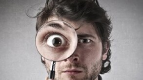 Magnifying glass man_230px