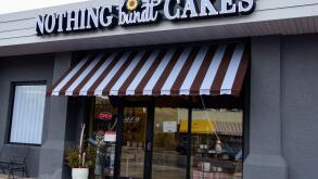 Nothing bundt Cakes' shop selling delicious bakery goods. St Paul Minnesota MN USA
