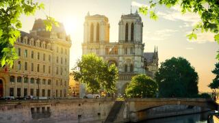 Notre Dame cathedral at dawn. Paris, France.