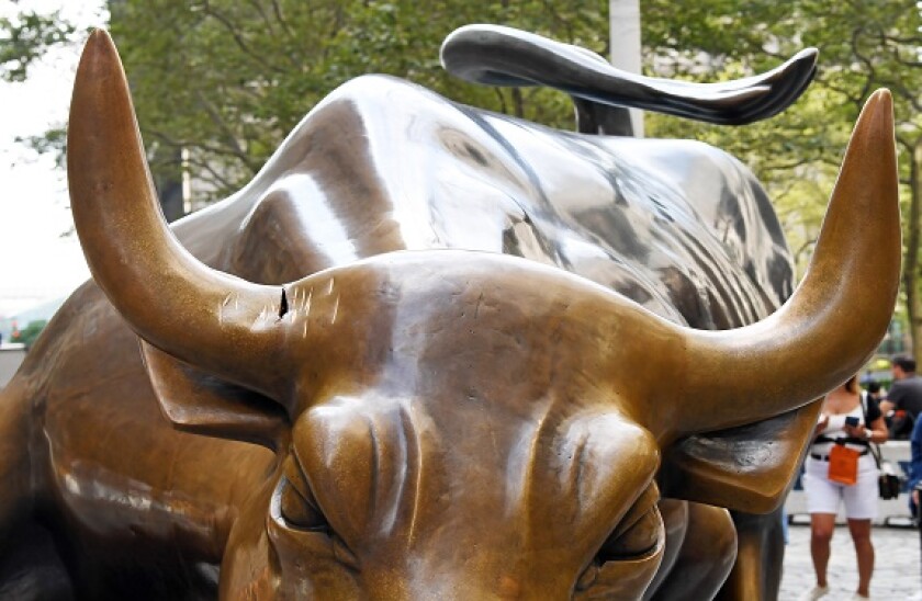 NYSE_bull_PA_575x375_Jan15_2020.jpg