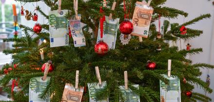 Symbolic photo, gift of money, Christmas, Symbolfoto, Geldgeschenk, Weihnachten