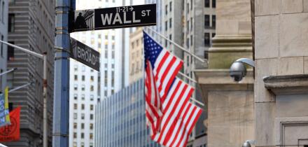 USA, New York, New York City, Lower Manhattan, Wall Street