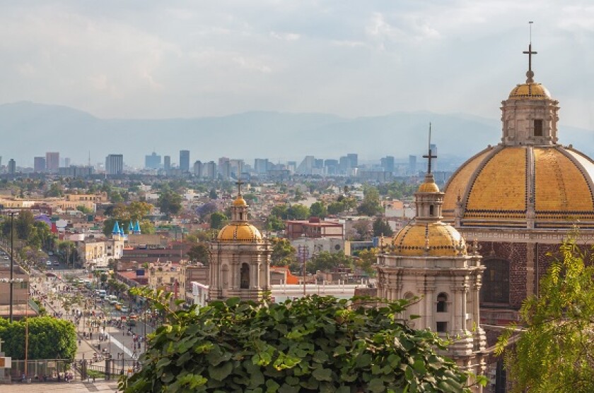 Mexico City skyline from Alamy 10Jan22 575x375